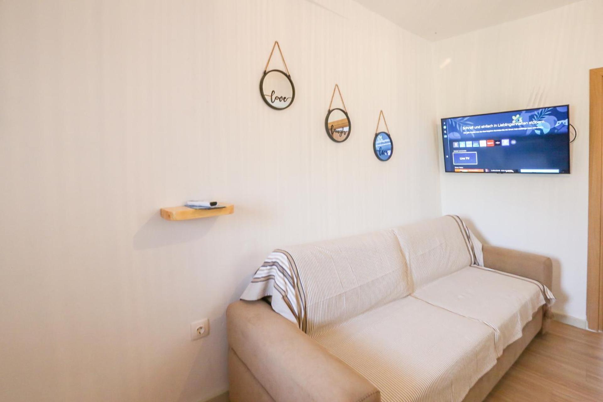 Village View Apartments Himare Exterior photo